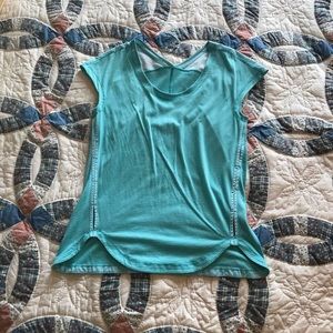 Blue striped lululemon top